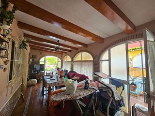 Chalet en venta en Gines