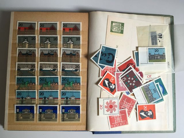 Nuovi francobolli tedeschi in piccolo ordine