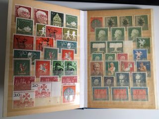 Sellos nuevos de Alemania en clasificador pequeño