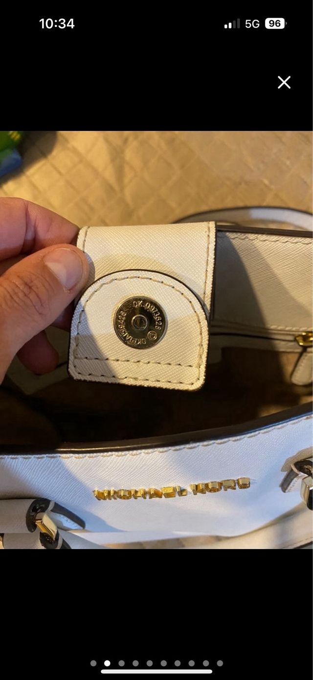 Bolso Michael Kors blanco y dorado