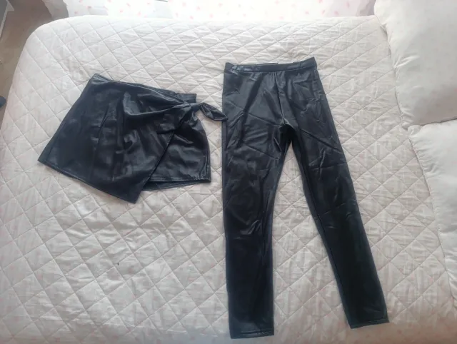 Conjunto falda-calzonas de cuero y legging cuero