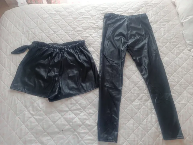 Conjunto falda-calzonas de cuero y legging cuero