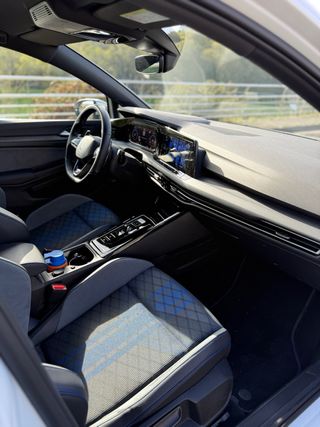 Volkswagen Golf 2024