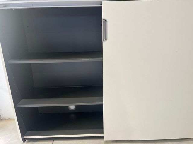 Guarda-roupa 160x120x45 com portas deslizantes