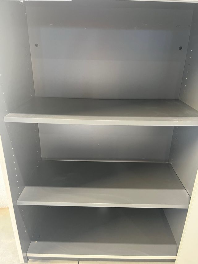 Guarda-roupa 160x120x45 com portas deslizantes