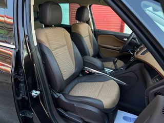 Opel Zafira Tourer    2.0 CDTI 165Cv Excellence 7Plazas