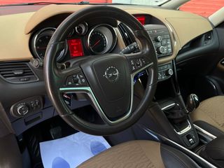 Opel Zafira Tourer    2.0 CDTI 165Cv Excellence 7Plazas