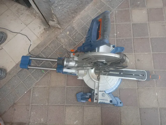 Ingletadora Dexter 2000W Telescópica