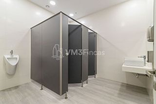 Oficina en alquiler en Zona Industrial en Prat de Llobregat, El