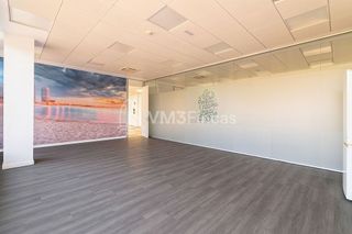 Oficina en alquiler en Zona Industrial en Prat de Llobregat, El