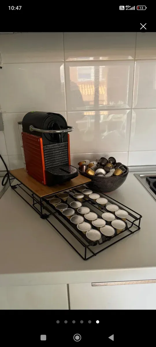 Cafetera Nespresso naranja