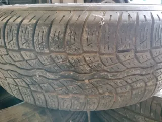 Neumáticos de coche usados