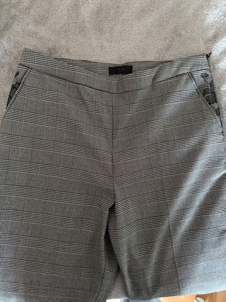Pantalón vestir cuadros gris