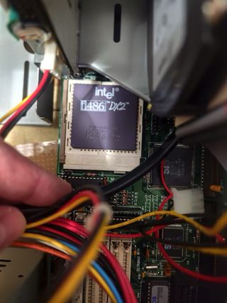 Kit Ordenador Antiguo Beige/Blanco