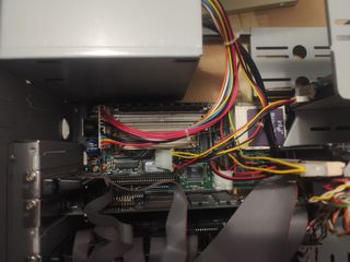 Kit Ordenador Antiguo Beige/Blanco