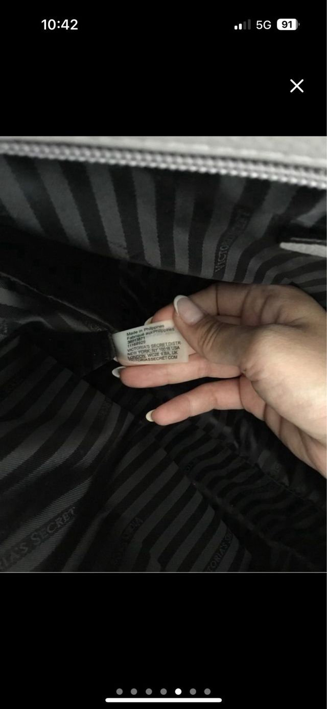 Bolso Grande Victoria's Secret Gris Acolchado