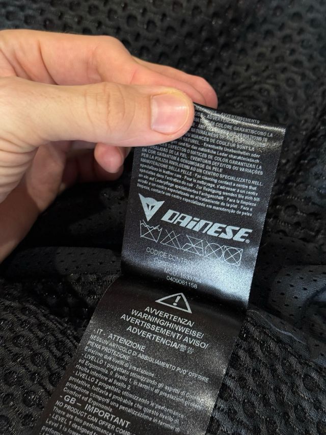 Chaqueta moto de piel DAINESE marrón