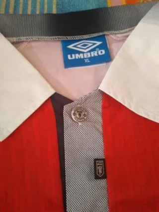 Camiseta Manchester United Cantona 7 Umbro Retro