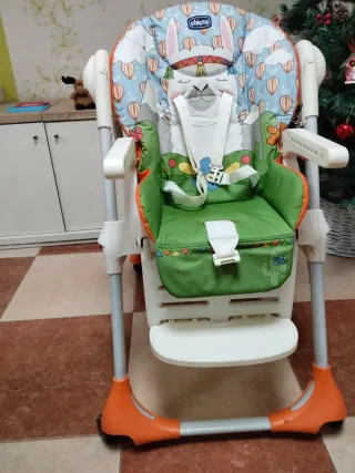 Trona Chicco reclinable y regulable en altura