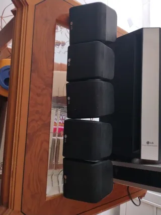 Sistema de Sonido LG Negro/Plateado