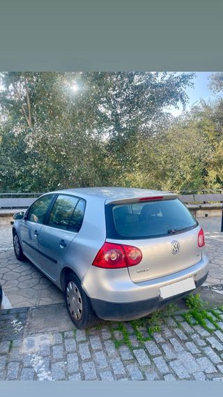 Volkswagen Golf V 1.6