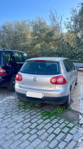 Volkswagen Golf V 1.6