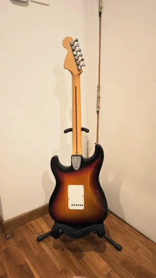 Fender Stratocaster Sunburst 1993 Japonesa.