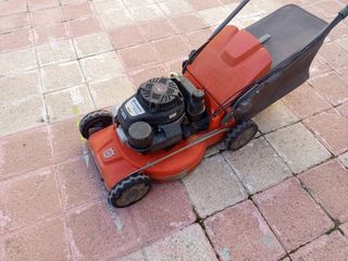 Cortacésped Husqvarna LC 351SP