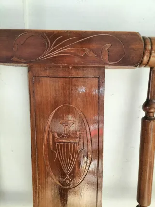 Mueble antiguo de roble