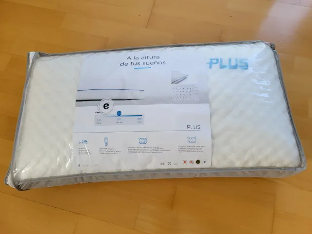 SIN USAR Almohada viscoelástica Plus