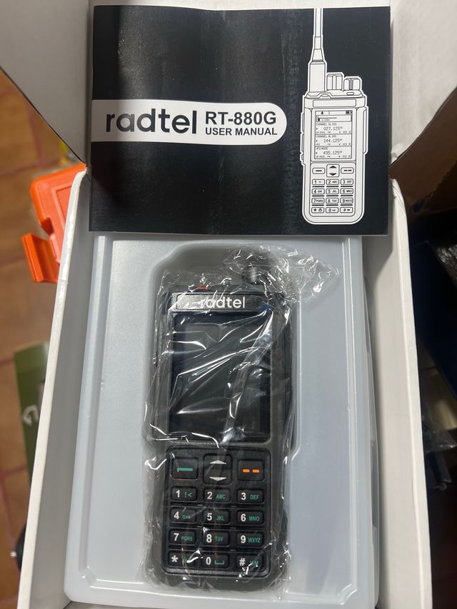 Radtel RT-880G GPS APRS Radio Walkie Talkie
