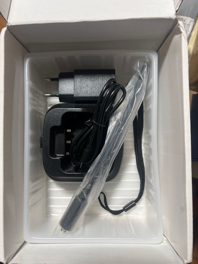 Radtel RT-880G GPS APRS Radio Walkie Talkie