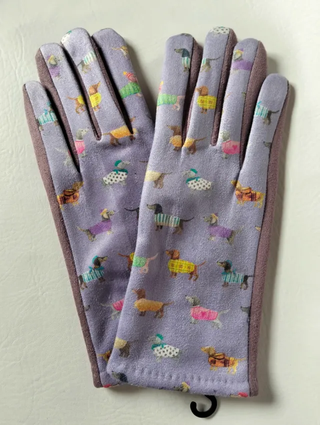 Guantes malva con perros teckel