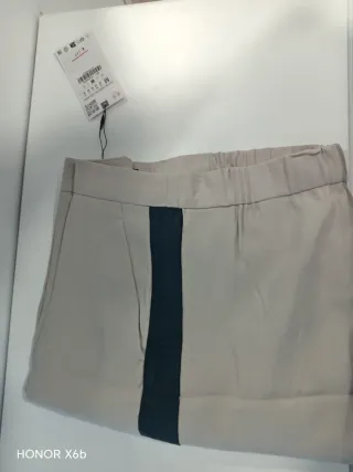 Pantalón Zara Raya Lateral Beige/Negro