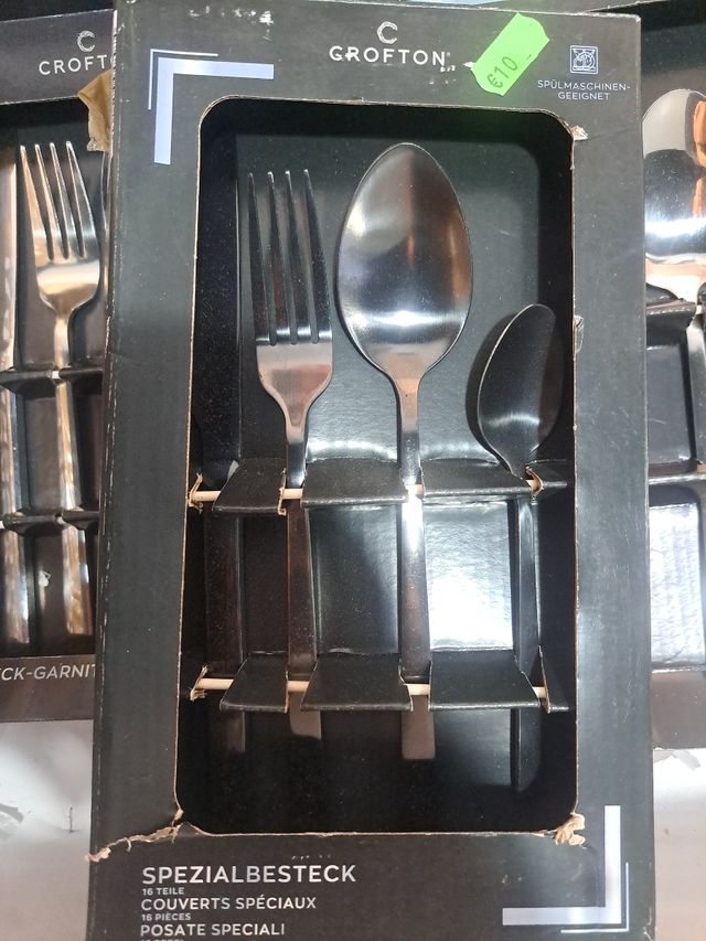 Set cubiertos Crofton 16 piezas