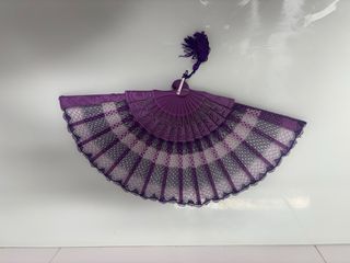 Abanico de bolillos (técnica artesanal torchón)