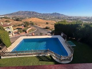 Chalet en alquiler en El Faro de Calaburra - Chaparral en Mijas