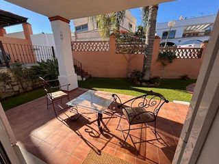 Chalet en alquiler en El Faro de Calaburra - Chaparral en Mijas