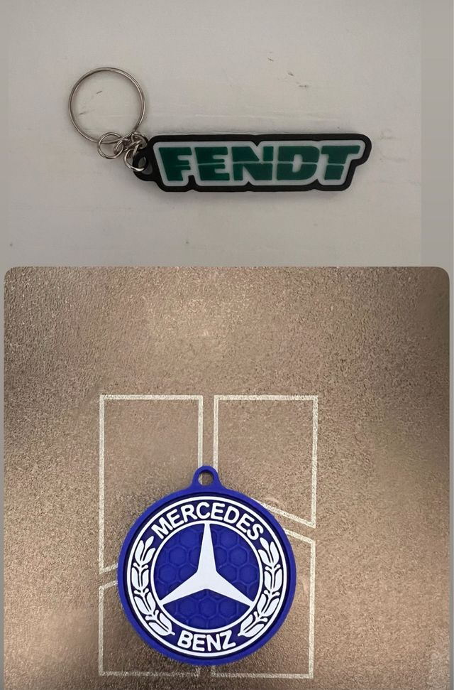 Llavero Fendt y Mercedes