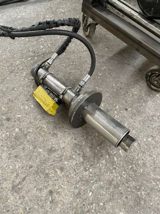 Embutidora de tubos portátil