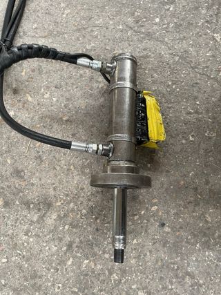 Embutidora de tubos portátil