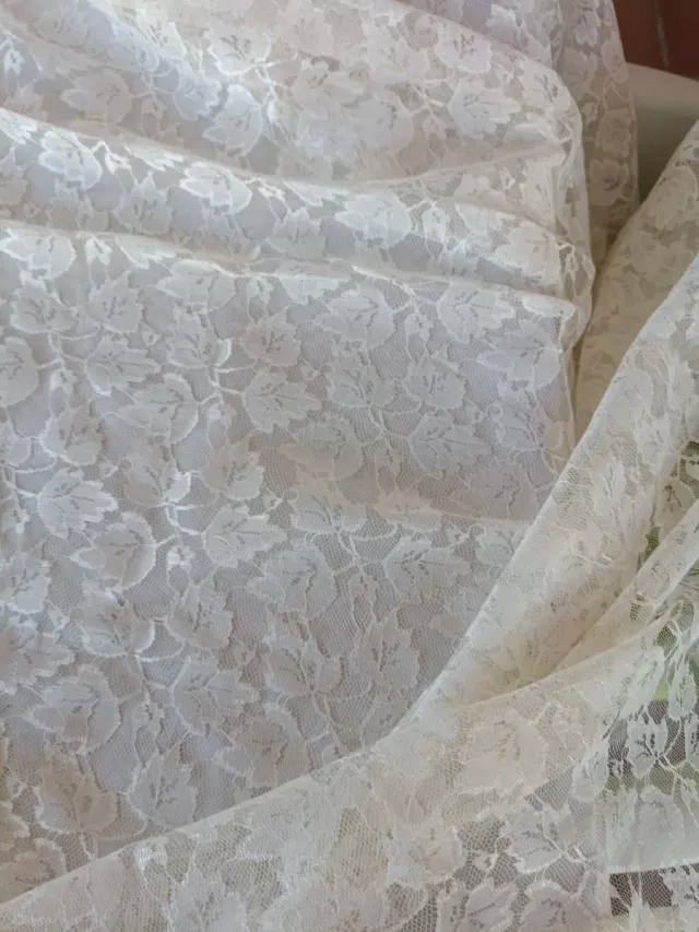 Visillos de encaje beige  1'78 por 2'20