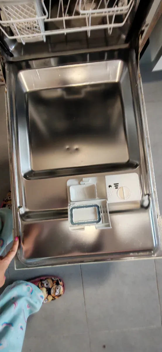 Lavavajillas Haier de 44cm de ancho