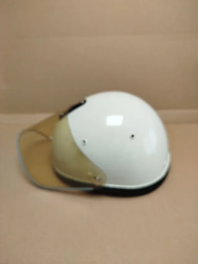 Casco Antidisturbios Policía Armada Antiguo