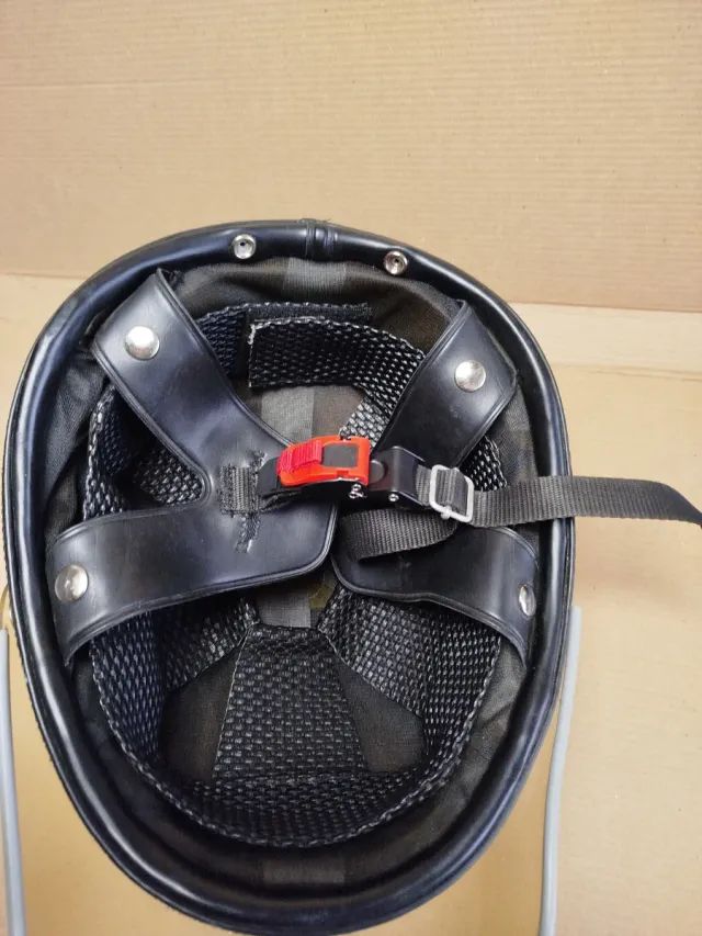 Casco Antidisturbios Policía Armada Antiguo