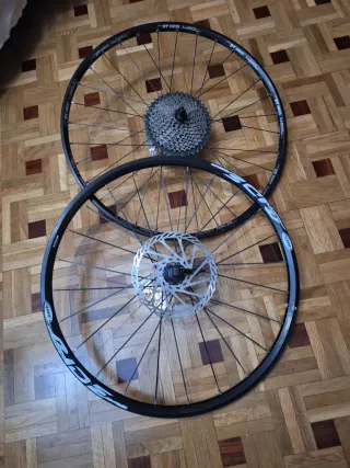 Juego Ruedas Bicicleta DT Swiss Mavic