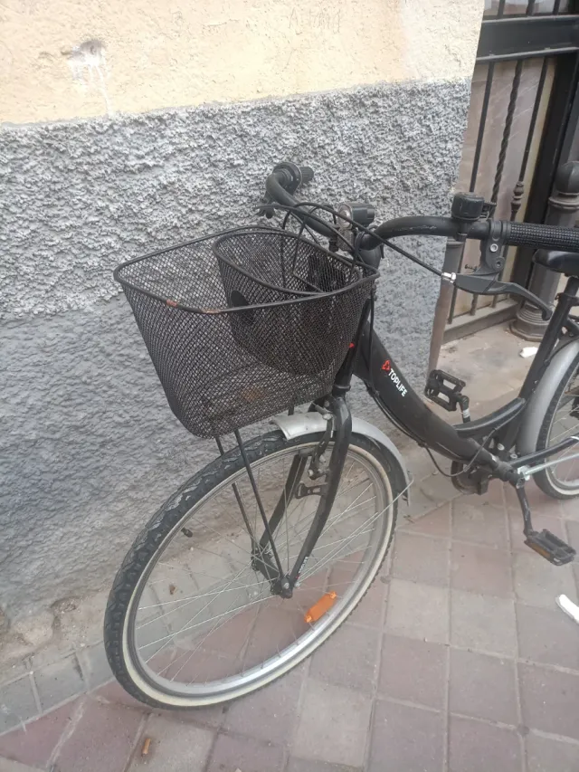 Bicicleta Toplife Negra con Cesta