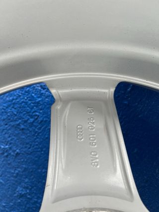Llantas Audi 17 originales con neumáticos michelin