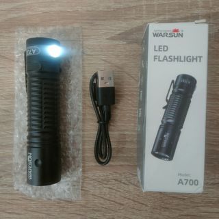Linterna LED Warsun A700 NUEVA
