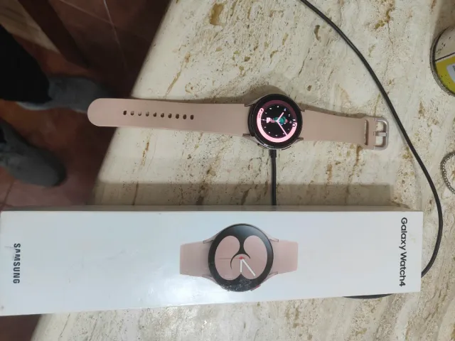 Samsung Galaxy Watch 4 Rosa